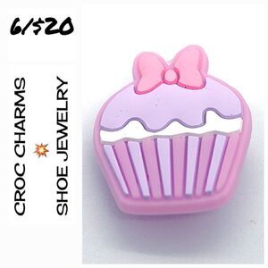Minnie Mouse Purple Cupcake Pink Bow Disney Rubber Shoe Charms Bag Jewelry